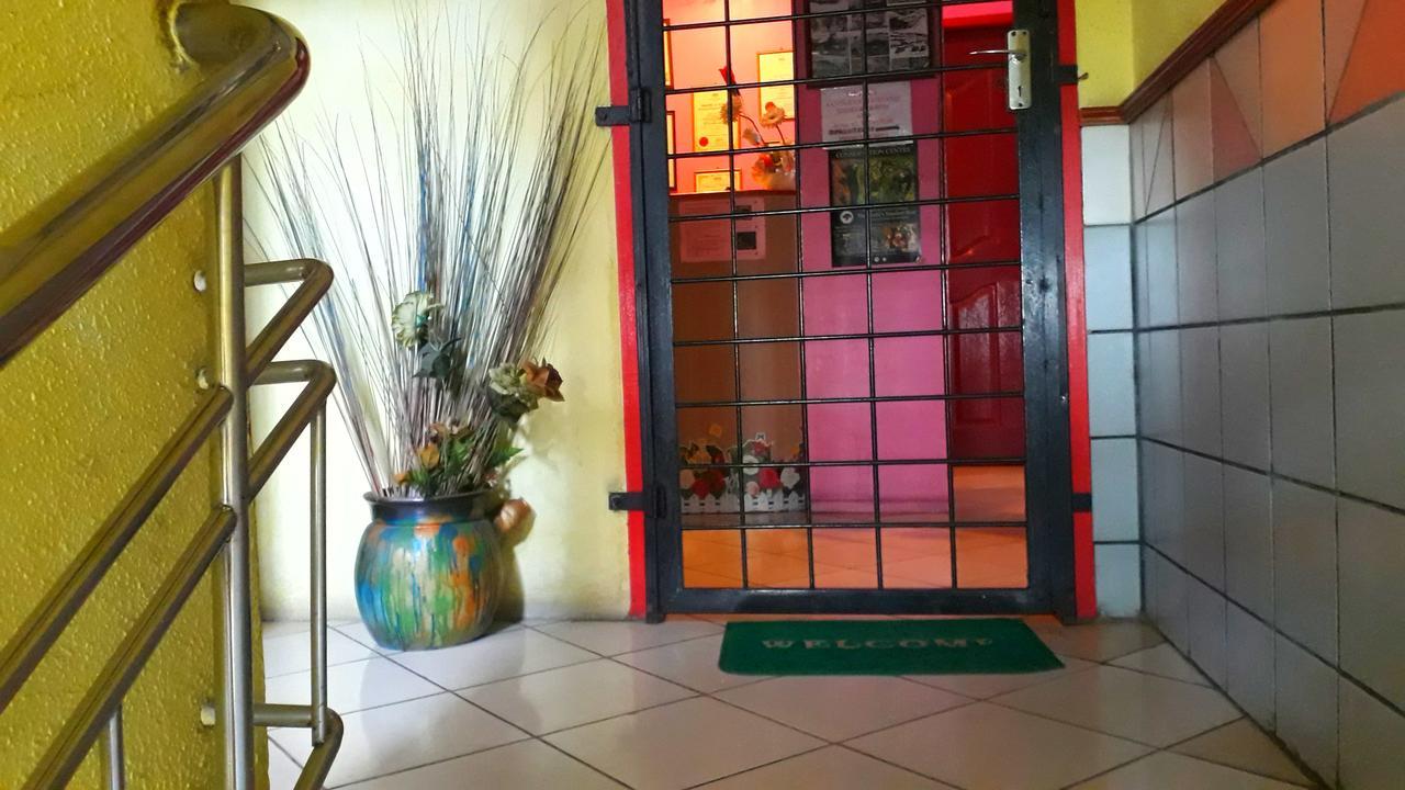 Rose Guesthouse Sandakan Buitenkant foto